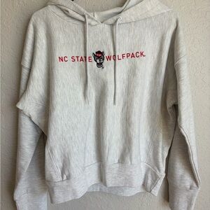 NWT NC State Wolfpack Champion Reverse Weave Pullover Hoodie - Women’s Medium